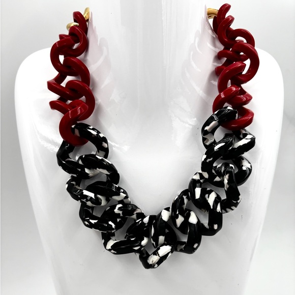 henri bendel Jewelry - Henri Bendel Resin Chain Necklace